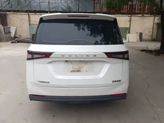 Wuling Jiachen 2023 купить из Китая, цена 1 108 000 ₽ — Suifenhe Auto