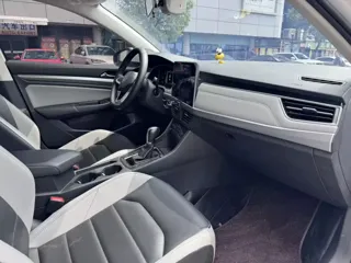 Volkswagen Bora 2022 купить из Китая, цена 1 327 000 ₽ — Suifenhe Auto