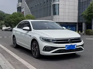 Volkswagen Bora 2022 купить из Китая, цена 1 327 000 ₽ — Suifenhe Auto