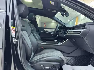 Audi A6 2024 купить из Китая, цена 5 901 000 ₽ — Suifenhe Auto