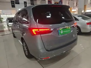 Buick GL8 2024 купить из Китая, цена 4 162 000 ₽ — Suifenhe Auto