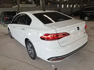 Volkswagen Bora 2023 купить из Китая, цена 1 377 000 ₽ — Suifenhe Auto