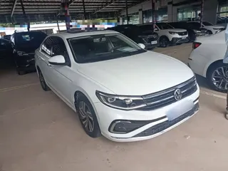 Volkswagen Bora 2022 купить из Китая, цена 1 389 000 ₽ — Suifenhe Auto
