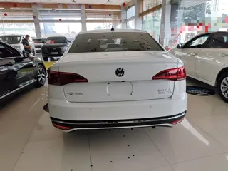 Volkswagen Bora 2024 купить из Китая, цена 2 707 000 ₽ — Suifenhe Auto