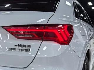 Audi Q3 2023 купить из Китая, цена 2 480 000 ₽ — Suifenhe Auto