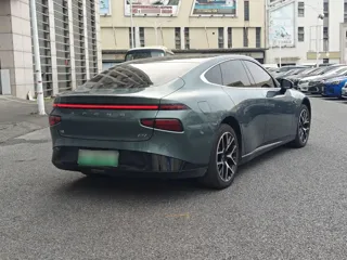 Xpeng P7 2023 купить из Китая, цена 4 448 000 ₽ — Suifenhe Auto