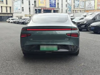 Xpeng P7 2023 купить из Китая, цена 4 448 000 ₽ — Suifenhe Auto