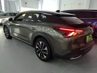 Citroen C5 X 2024 купить из Китая, цена 3 182 000 ₽ — Suifenhe Auto