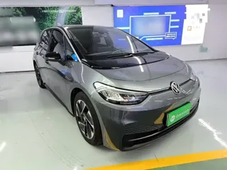 Volkswagen ID.3 2023 купить из Китая, цена 1 570 000 ₽ — Suifenhe Auto