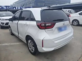 Honda Fit 2023 купить из Китая, цена 1 304 000 ₽ — Suifenhe Auto