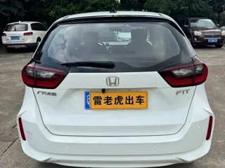 Honda Fit 2023 купить из Китая, цена 1 157 000 ₽ — Suifenhe Auto