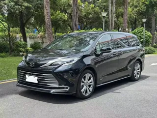 Toyota SIENNA 2024 купить из Китая, цена 7 961 000 ₽ — Suifenhe Auto