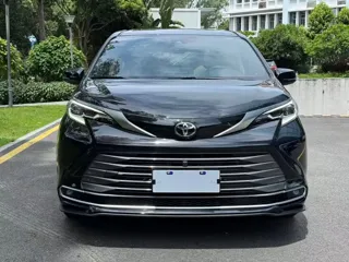 Toyota SIENNA 2024 купить из Китая, цена 7 961 000 ₽ — Suifenhe Auto