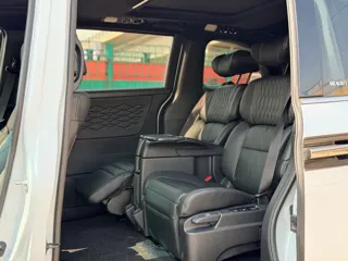 Honda Elysion 2024 купить из Китая, цена 5 166 000 ₽ — Suifenhe Auto