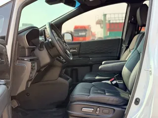 Honda Elysion 2024 купить из Китая, цена 5 166 000 ₽ — Suifenhe Auto