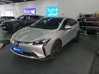 Buick Velite 6 2024 купить из Китая, цена 2 421 000 ₽ — Suifenhe Auto