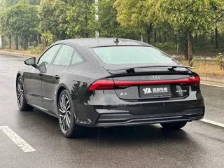 Audi A7 2024 купить из Китая, цена 8 433 000 ₽ — Suifenhe Auto