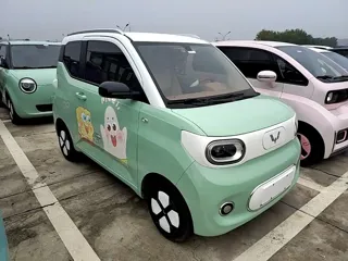 Wuling Hong Guang Mini EV 2024 купить из Китая, цена 1 000 000 ₽ — Suifenhe Auto