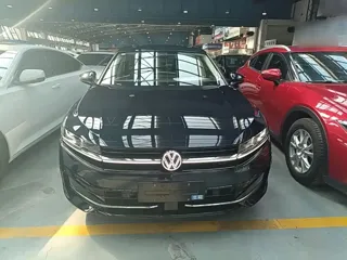 Volkswagen Magotan 2024 купить из Китая, цена 4 594 000 ₽ — Suifenhe Auto