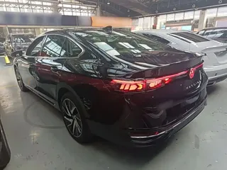Volkswagen Magotan 2024 купить из Китая, цена 4 594 000 ₽ — Suifenhe Auto