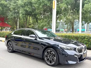 BMW 5-Series 2024 купить из Китая, цена 6 721 000 ₽ — Suifenhe Auto