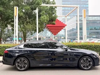 BMW 5-Series 2024 купить из Китая, цена 6 721 000 ₽ — Suifenhe Auto
