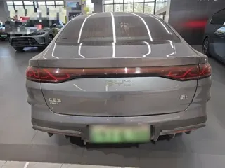 BYD Qin L 2024 купить из Китая, цена 2 472 000 ₽ — Suifenhe Auto