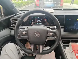 BYD Qin L 2024 купить из Китая, цена 2 624 000 ₽ — Suifenhe Auto