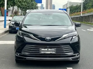 Toyota SIENNA 2024 купить из Китая, цена 7 292 000 ₽ — Suifenhe Auto