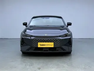 Changan UNI-V 2024 купить из Китая, цена 2 530 000 ₽ — Suifenhe Auto