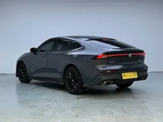Changan UNI-V 2024 купить из Китая, цена 2 530 000 ₽ — Suifenhe Auto