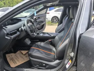 Changan UNI-V 2024 купить из Китая, цена 2 479 000 ₽ — Suifenhe Auto