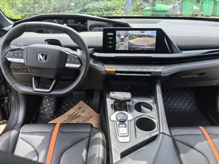Changan UNI-V 2024 купить из Китая, цена 2 479 000 ₽ — Suifenhe Auto