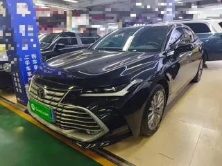 Toyota Avalon 2025 купить из Китая, цена 4 228 000 ₽ — Suifenhe Auto