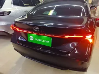 Toyota Avalon 2025 купить из Китая, цена 4 228 000 ₽ — Suifenhe Auto