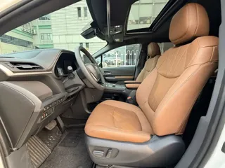 Toyota SIENNA 2026 купить из Китая, цена 8 540 000 ₽ — Suifenhe Auto