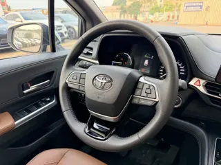 Toyota SIENNA 2026 купить из Китая, цена 8 540 000 ₽ — Suifenhe Auto