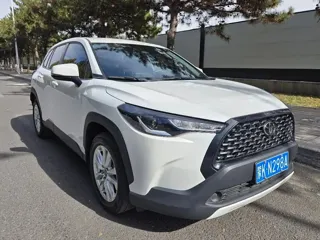 Toyota Corolla Cross 2024 купить из Китая, цена 2 722 000 ₽ — Suifenhe Auto