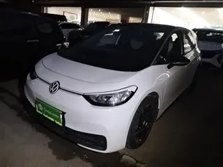 Volkswagen ID.3 2024 купить из Китая, цена 2 003 000 ₽ — Suifenhe Auto