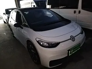 Volkswagen ID.3 2024 купить из Китая, цена 2 003 000 ₽ — Suifenhe Auto