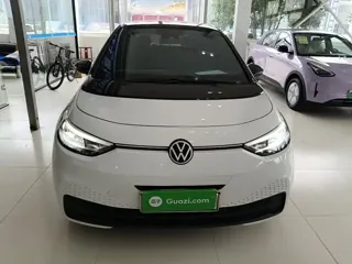 Volkswagen ID.3 2024 купить из Китая, цена 2 071 000 ₽ — Suifenhe Auto