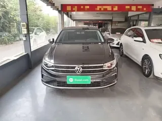 Volkswagen Bora 2025 купить из Китая, цена 1 714 000 ₽ — Suifenhe Auto