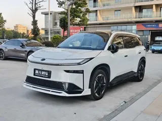 Toyota bZ3X 2025 купить из Китая, цена 3 491 000 ₽ — Suifenhe Auto