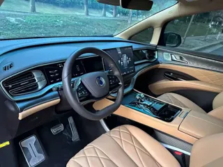 Denza D9 2025 купить из Китая, цена 5 988 000 ₽ — Suifenhe Auto