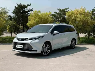 Toyota SIENNA 2024 купить из Китая, цена 7 708 000 ₽ — Suifenhe Auto
