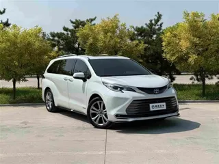 Toyota SIENNA 2024 купить из Китая, цена 7 708 000 ₽ — Suifenhe Auto