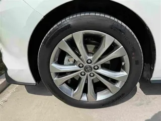 Toyota SIENNA 2024 купить из Китая, цена 7 708 000 ₽ — Suifenhe Auto