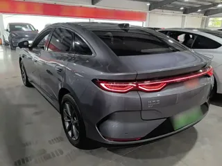 BYD Qin L 2025 купить из Китая, цена 2 021 000 ₽ — Suifenhe Auto