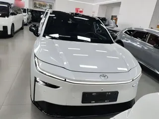 Toyota bZ3X 2025 купить из Китая, цена 3 786 000 ₽ — Suifenhe Auto