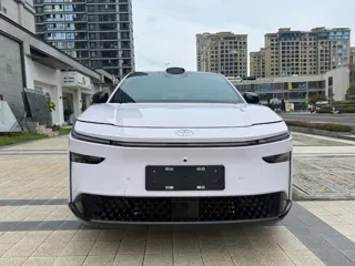 Toyota bZ3X 2025 купить из Китая, цена 3 653 000 ₽ — Suifenhe Auto